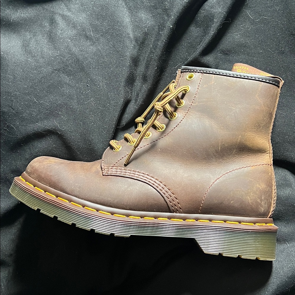 Dr. Marten 1460 Crazy Horse Leather Lace Up Boots